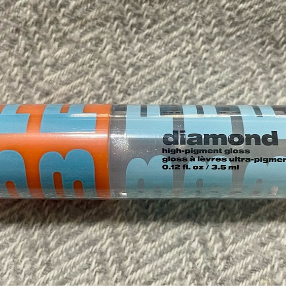 New makeup bundle - Picture 6 of 8